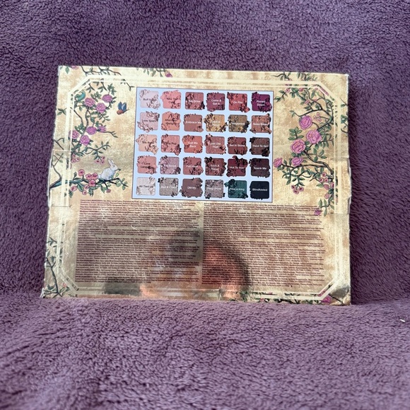 Too Faced Natural Lust Palette with Floral Design - Picture 2 of 8